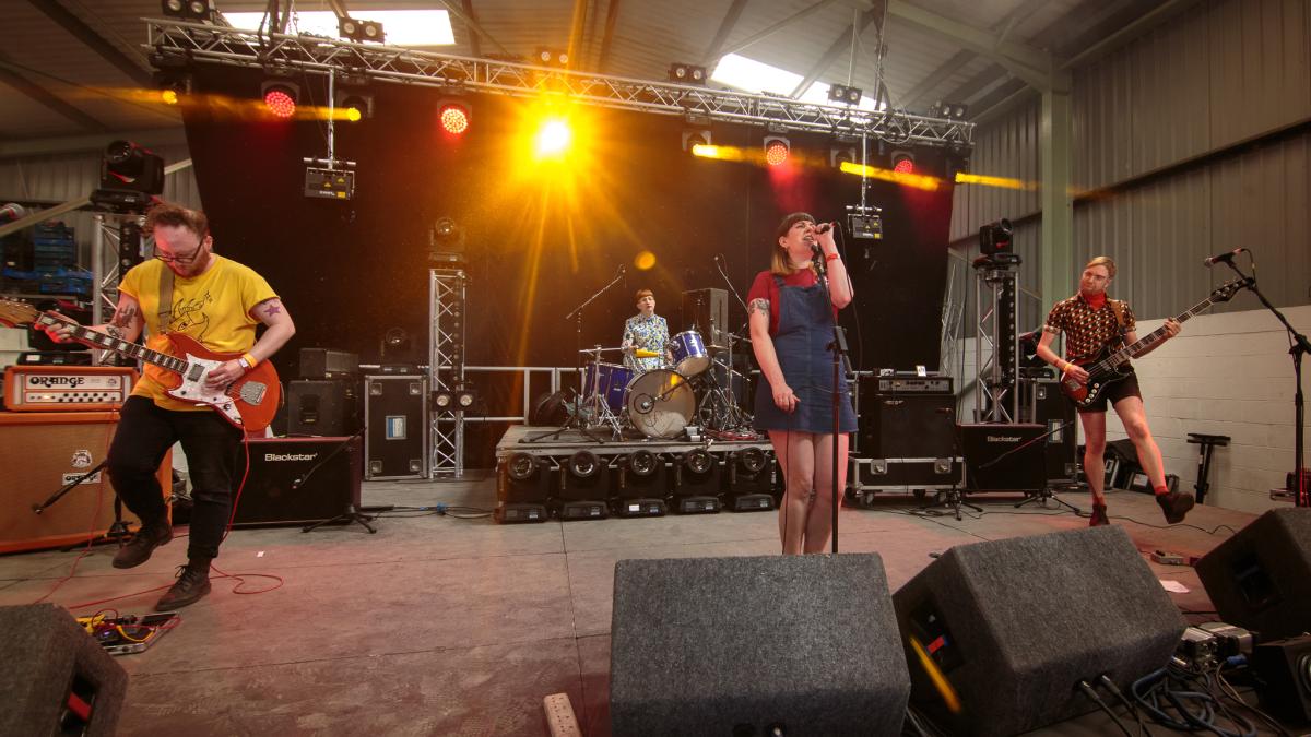 Crumbs @ Indietracks, 29th July 2017