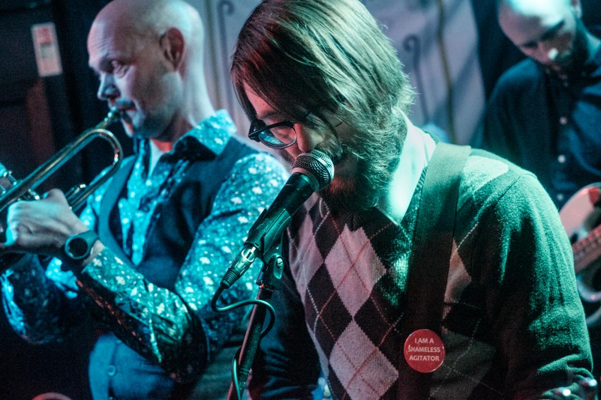Simon Love and the Old Romantics @ The Maze, 18th April 2019