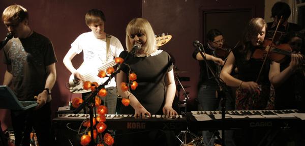 The School @ Nottingham Pop Alldayer, Bunkers Hill Inn, 15th November 2009