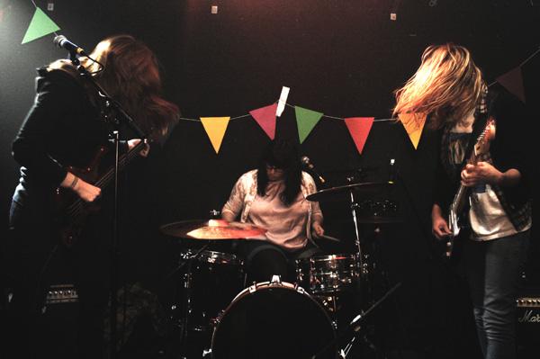 Vivian Girls @ The Bodega, 4th December 2008