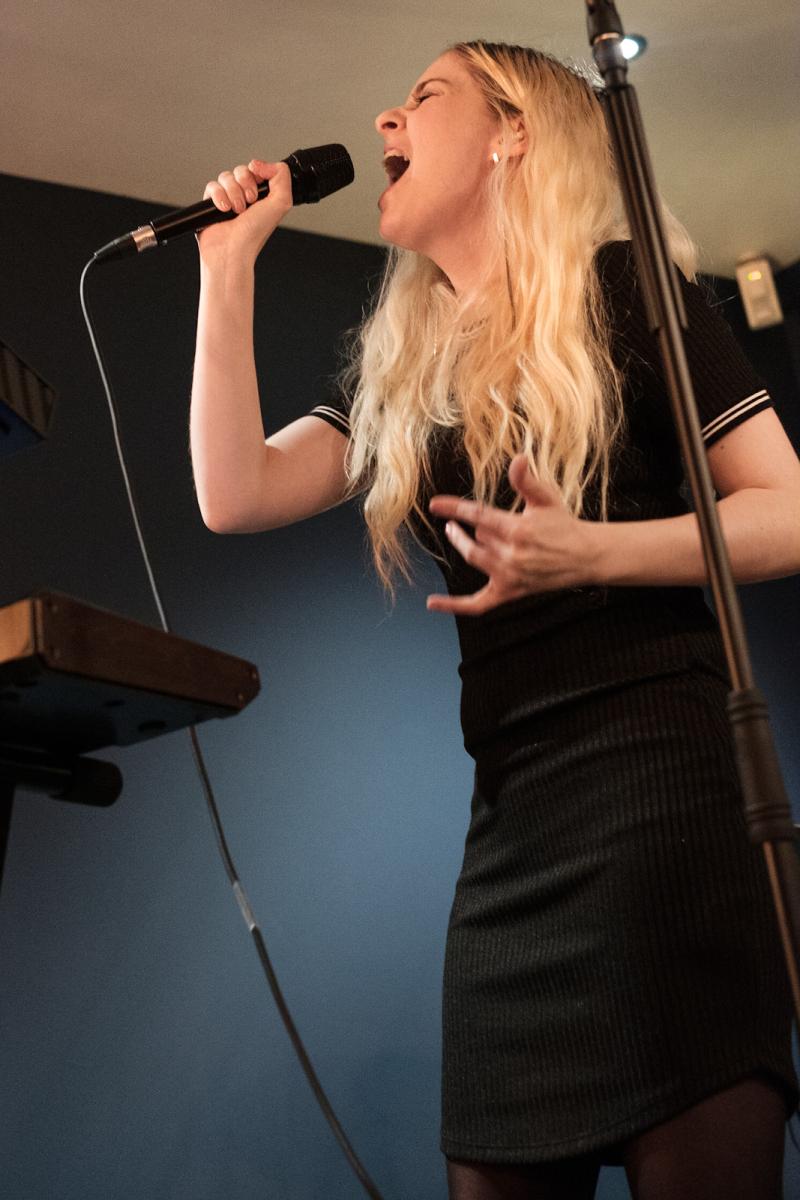 Emzae @ Dubrek Studio, 8th April 2022