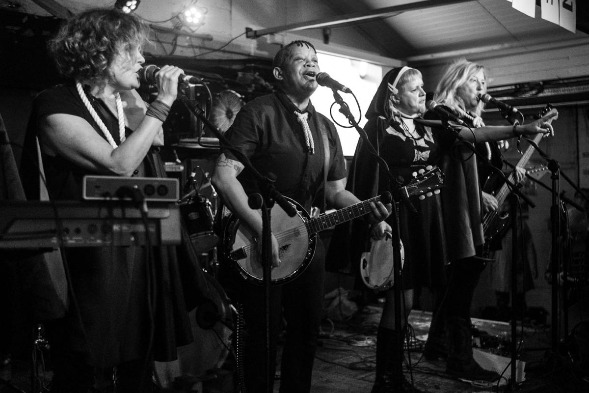 Ye Nuns @ JT Soar Fest, The Old Cold Store, 1st November 2025