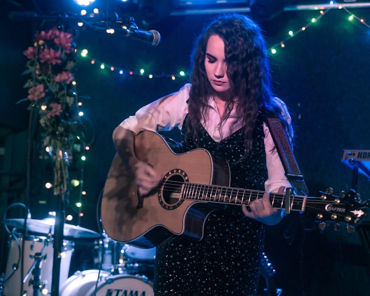 Elana @ The Bodega, 1st December 2017
