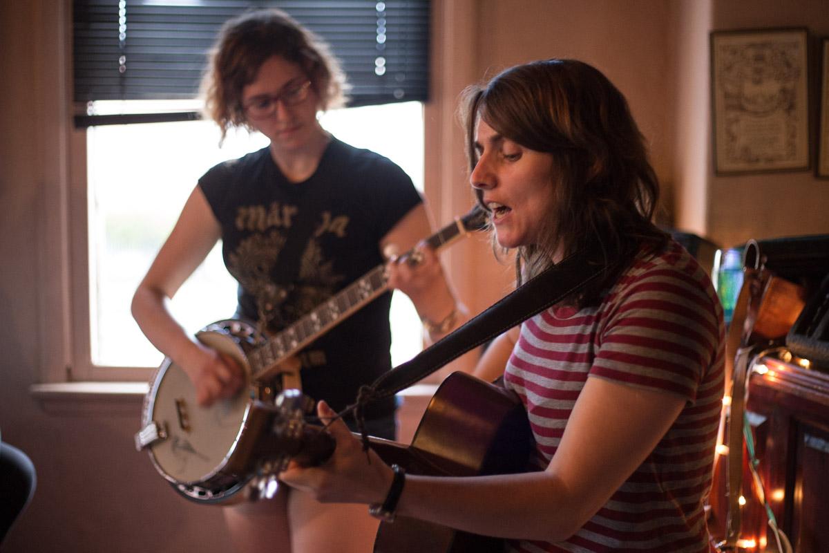 Emma Kupa @ Macho Music is Stupid Acoustic Alldayer, Rutland Arms, 20th July 2015
